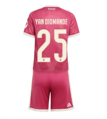 Real Madrid Yan Diomande #25 Replika Tredje Tröja Barn 2026-27 Kortärmad (+ Korta byxor)